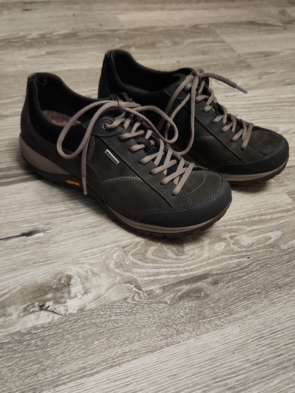 Dansko Vibram "Paisley" Casual Lace-Up Walking Shoes - Brown And Taupe 39 / 9
